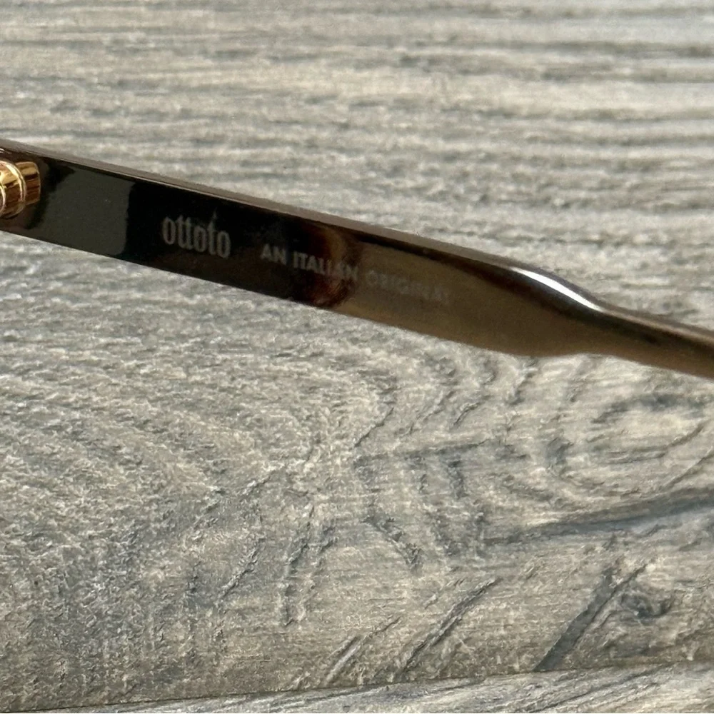 Ottoto Solon Tortois Gold Women Sunglasses 32-001290 / 49-18-145 USED